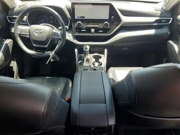 5TDKDRAHXPS001573 2023 TOYOTA HIGHLANDER - Image 8