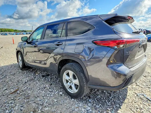 5TDKDRAHXPS003243 2023 TOYOTA HIGHLANDER - Image 2