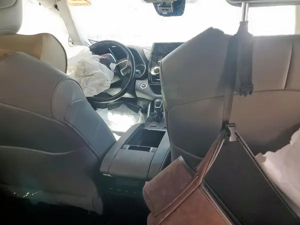 5TDKDRAHXPS004067 2023 TOYOTA HIGHLANDER - Image 8