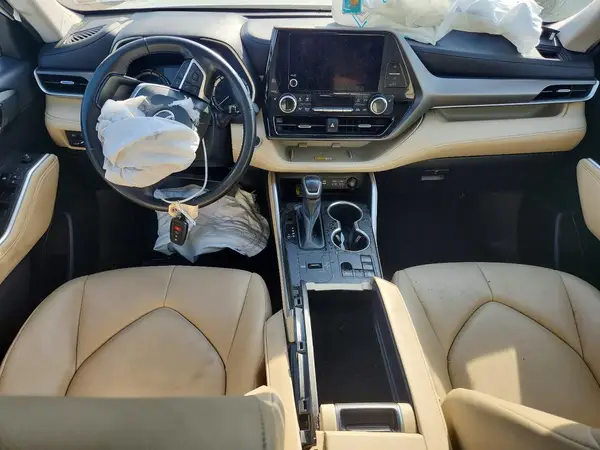 5TDKDRAHXPS005543 2023 TOYOTA HIGHLANDER - Image 8