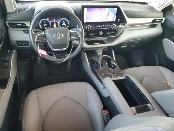 5TDKDRAHXPS019703 2023 TOYOTA HIGHLANDER - Image 8