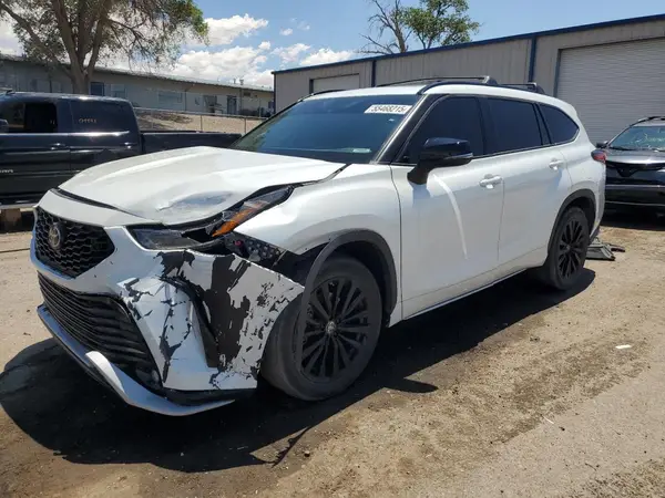 5TDKDRAHXPS022049 2023 TOYOTA HIGHLANDER - Image 1