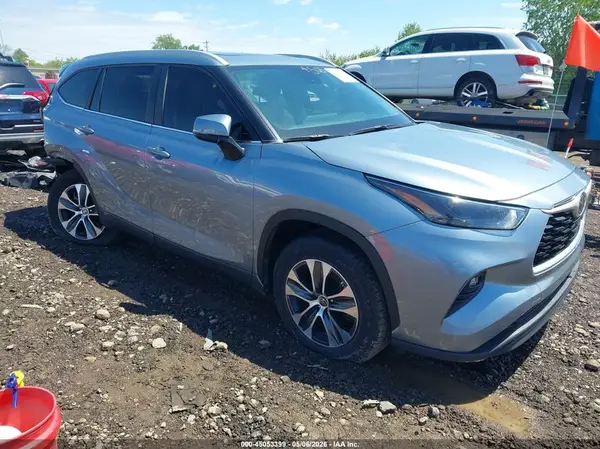 5TDKDRAHXPS029681 2023 TOYOTA HIGHLANDER - Image 1