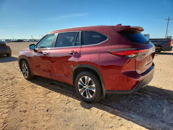 5TDKDRAHXPS037425 2023 TOYOTA HIGHLANDER - Image 2