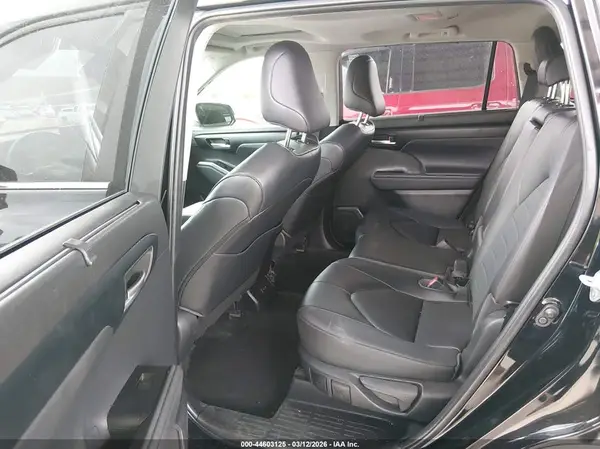 5TDKDRAHXPS044181 2023 TOYOTA HIGHLANDER - Image 8