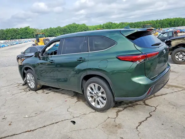 5TDKDRAHXPS503161 2023 TOYOTA HIGHLANDER - Image 2