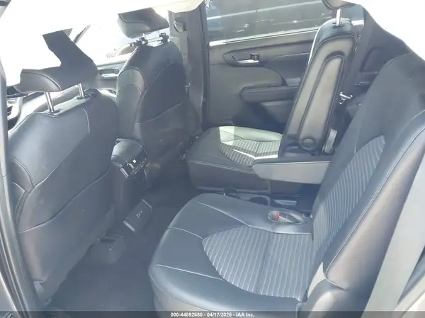 5TDKDRAHXPS511678 2023 TOYOTA HIGHLANDER - Image 8