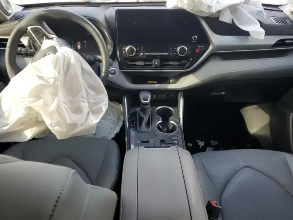 5TDKDRAHXPS514029 2023 TOYOTA HIGHLANDER - Image 8