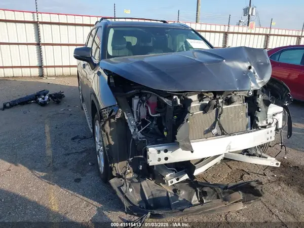 5TDKDRAHXPS518355 2023 TOYOTA HIGHLANDER - Image 1