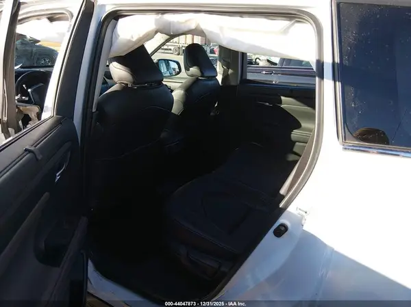 5TDKDRAHXPS524558 2023 TOYOTA HIGHLANDER - Image 8