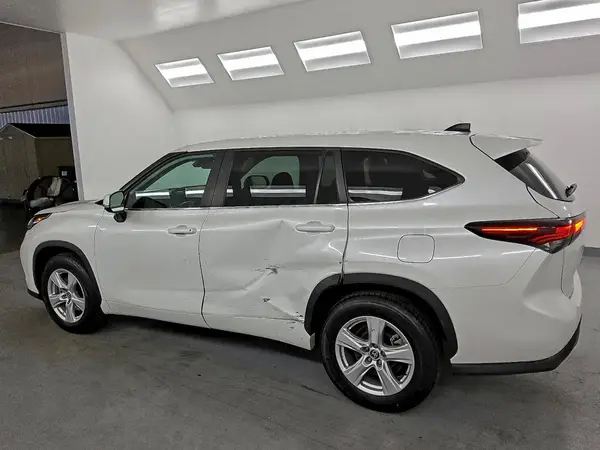 5TDKDRAHXRS052221 2024 TOYOTA HIGHLANDER - Image 2