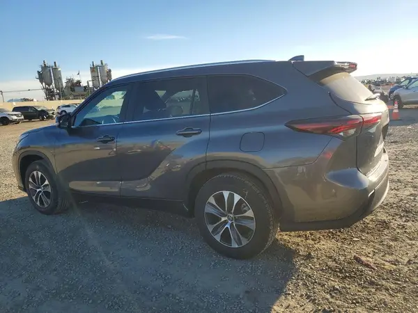 5TDKDRAHXRS052431 2024 TOYOTA HIGHLANDER - Image 2