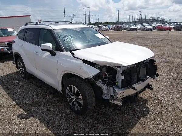 5TDKDRAHXRS052753 2024 TOYOTA HIGHLANDER - Image 1