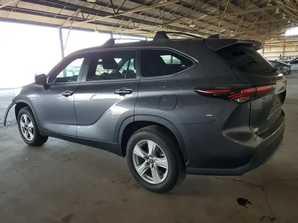 5TDKDRAHXRS054924 2024 TOYOTA HIGHLANDER - Image 2