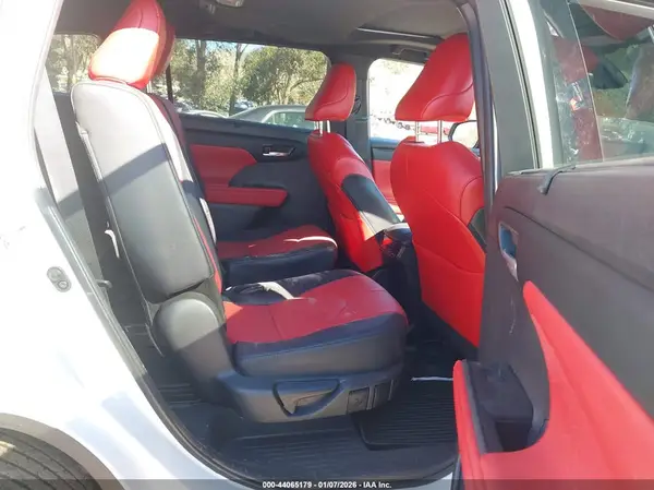 5TDKDRAHXRS529794 2024 TOYOTA HIGHLANDER - Image 8