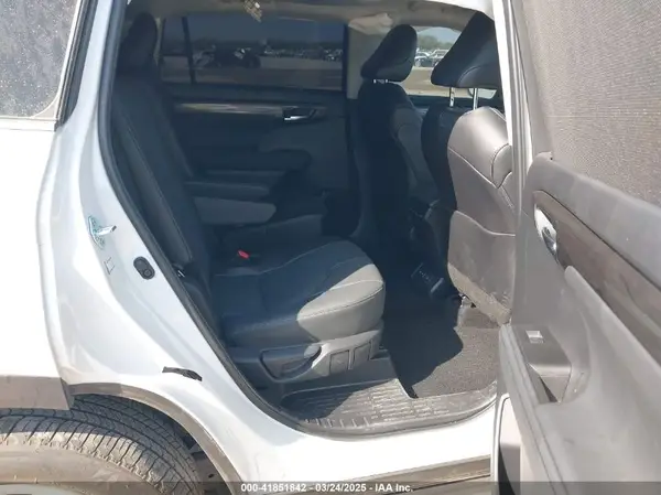 5TDKDRAHXRS534302 2024 TOYOTA HIGHLANDER - Image 8