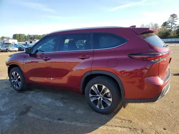 5TDKDRAHXRS537944 2024 TOYOTA HIGHLANDER - Image 2