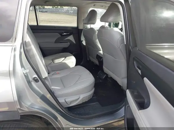5TDKDRAHXSS552563 2025 TOYOTA HIGHLANDER - Image 8