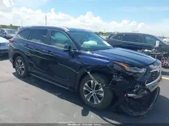 5TDKDRAHXSS555575 2025 TOYOTA HIGHLANDER