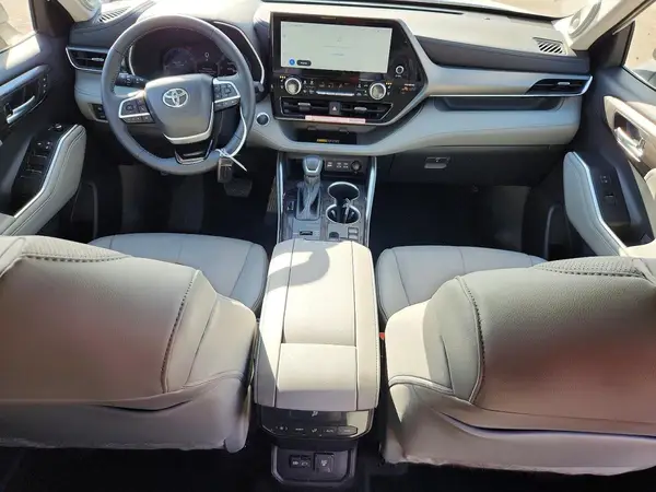 5TDKDRAHXSS557889 2025 TOYOTA HIGHLANDER - Image 8