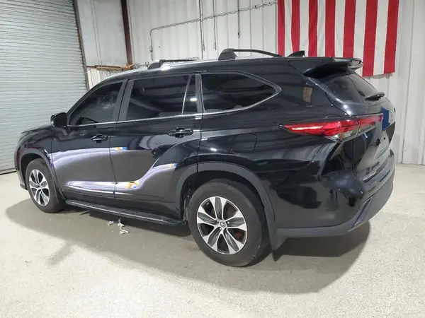 5TDKDRBH0PS003461 2023 TOYOTA HIGHLANDER - Image 2