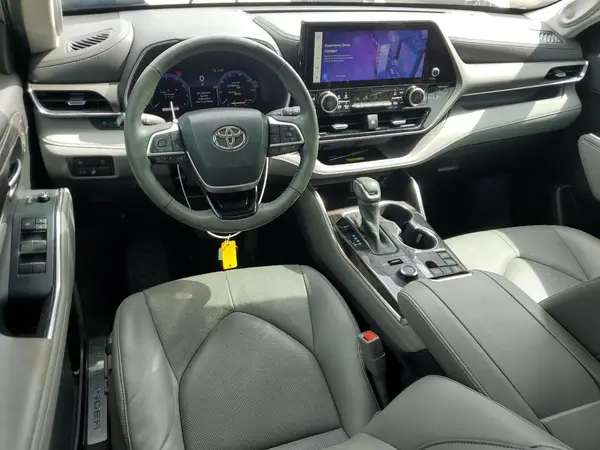 5TDKDRBH0PS004402 2023 TOYOTA HIGHLANDER - Image 8