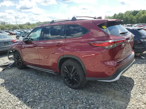 5TDKDRBH0PS008465 2023 TOYOTA HIGHLANDER - Image 2