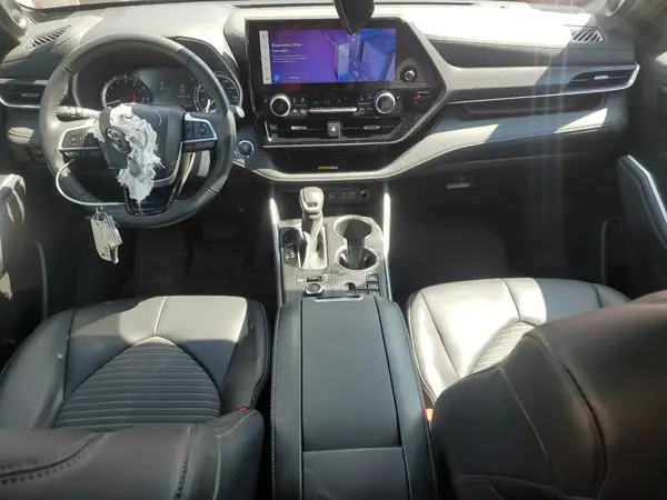 5TDKDRBH0PS008465 2023 TOYOTA HIGHLANDER - Image 8