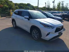 5TDKDRBH0PS010099 2023 TOYOTA HIGHLANDER