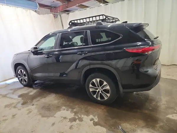 5TDKDRBH0PS016467 2023 TOYOTA HIGHLANDER - Image 2