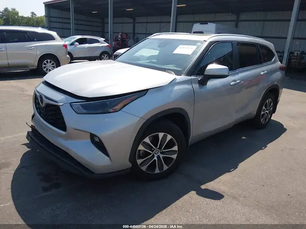 5TDKDRBH0PS020597 2023 TOYOTA HIGHLANDER - Image 2