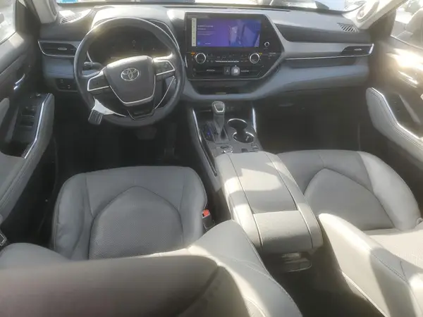 5TDKDRBH0PS023564 2023 TOYOTA HIGHLANDER - Image 8