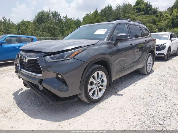 5TDKDRBH0PS024004 2023 TOYOTA HIGHLANDER - Image 2