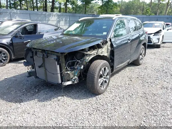 5TDKDRBH0PS029395 2023 TOYOTA HIGHLANDER - Image 2