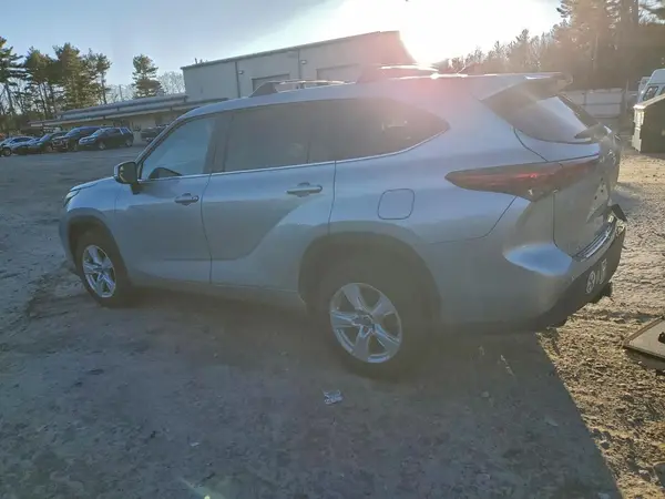 5TDKDRBH0PS036587 2023 TOYOTA HIGHLANDER - Image 2