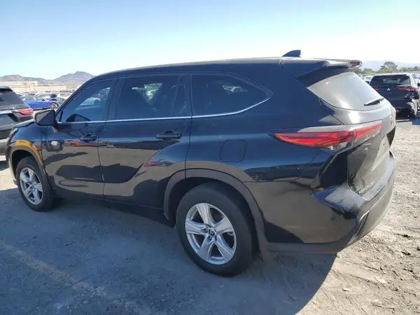5TDKDRBH0PS038940 2023 TOYOTA HIGHLANDER - Image 2