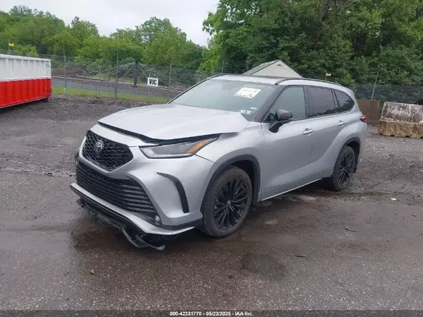 5TDKDRBH0PS509145 2023 TOYOTA HIGHLANDER - Image 2