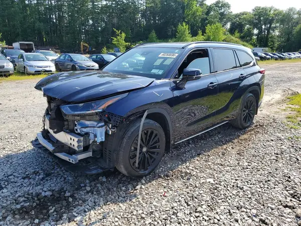 5TDKDRBH0PS512837 2023 TOYOTA HIGHLANDER - Image 1