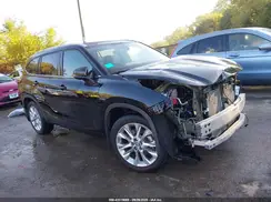 5TDKDRBH0PS523613 2023 TOYOTA HIGHLANDER