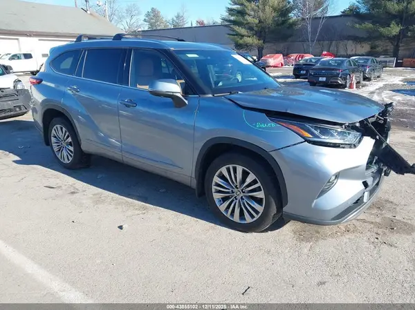 5TDKDRBH0PS524731 2023 TOYOTA HIGHLANDER - Image 1