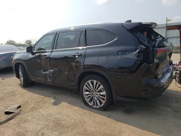 5TDKDRBH0RS541564 2024 TOYOTA HIGHLANDER - Image 2