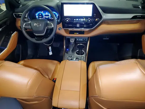 5TDKDRBH0RS549292 2024 TOYOTA HIGHLANDER - Image 8