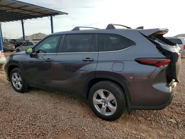 5TDKDRBH0RS556453 2024 TOYOTA HIGHLANDER - Image 2
