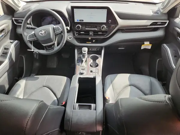 5TDKDRBH0RS561538 2024 TOYOTA HIGHLANDER - Image 8