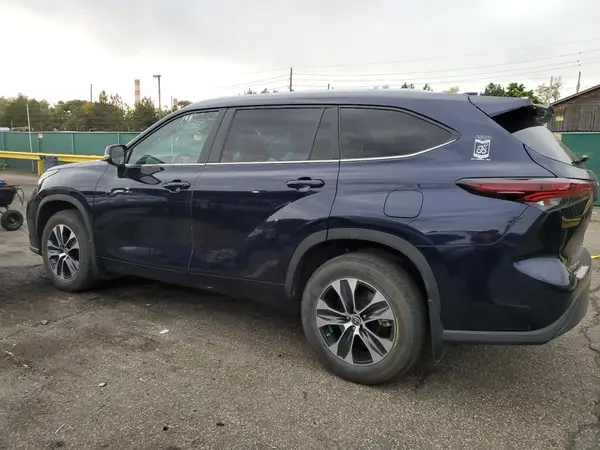 5TDKDRBH0RS563337 2024 TOYOTA HIGHLANDER - Image 2