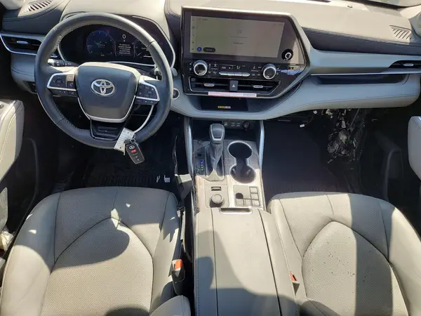 5TDKDRBH0RS567940 2024 TOYOTA HIGHLANDER - Image 8