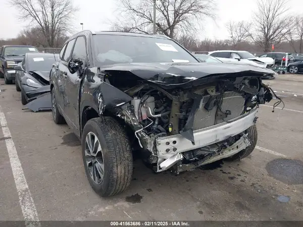 5TDKDRBH1PS013495 2023 TOYOTA HIGHLANDER - Image 1