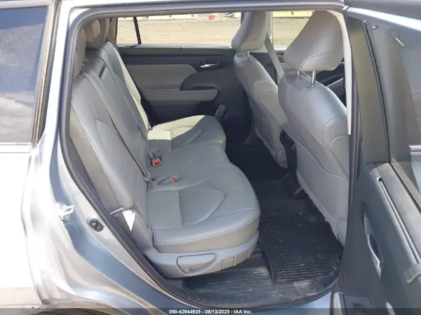 5TDKDRBH1PS013514 2023 TOYOTA HIGHLANDER - Image 8