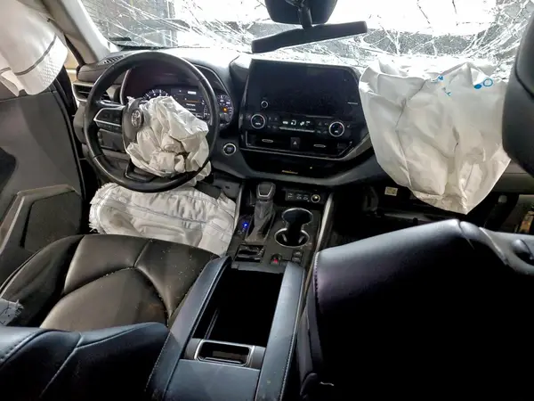 5TDKDRBH1PS021340 2023 TOYOTA HIGHLANDER - Image 8