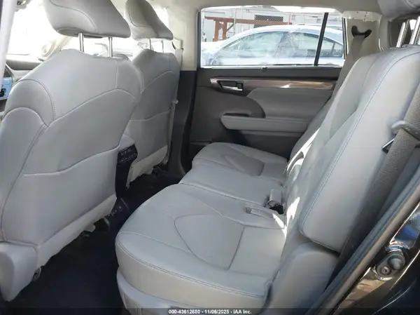 5TDKDRBH1PS031317 2023 TOYOTA HIGHLANDER - Image 8
